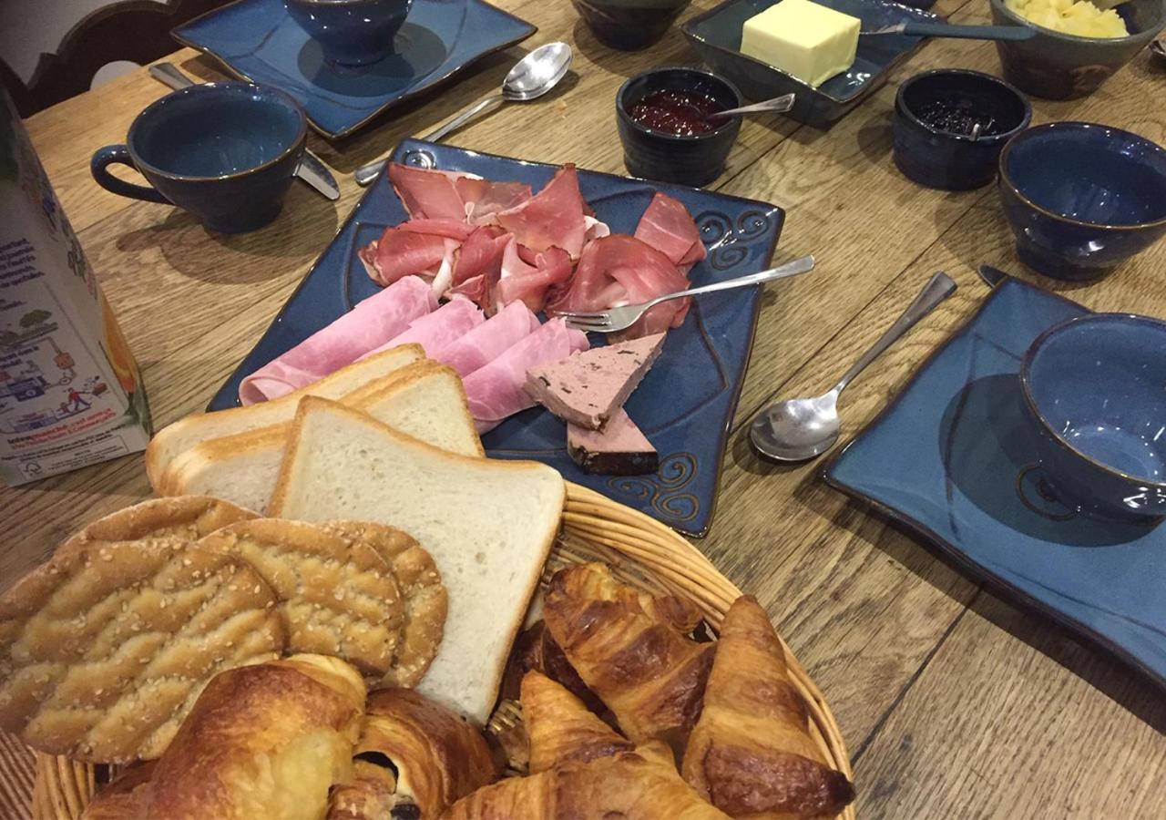Plélauff Auberge Le Canard Qui Rit מראה חיצוני תמונה